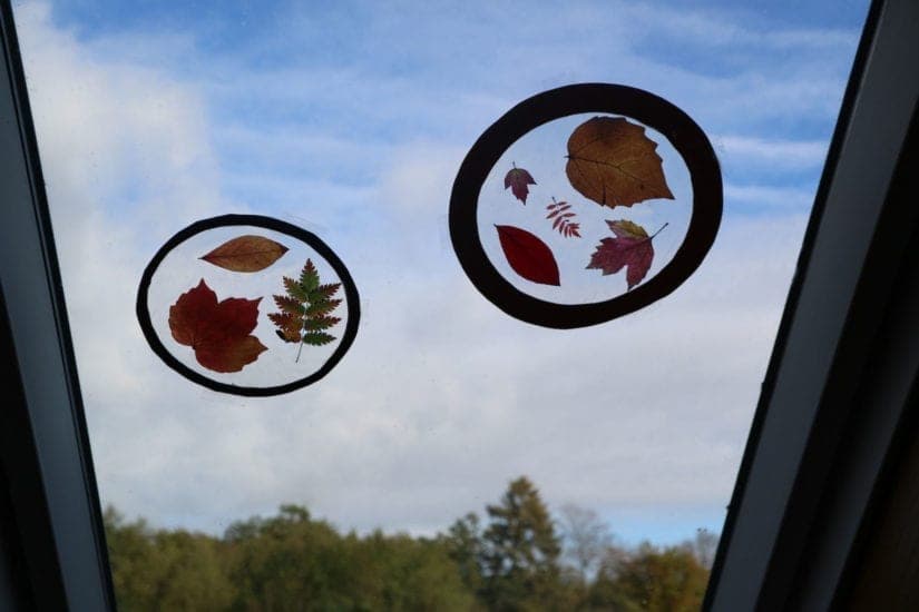 Herbst mit Kindern: 15 tolle Ideen für drinnen & draußen